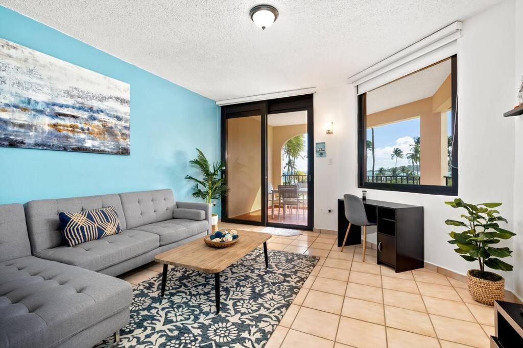 Beach Access + 3 Pools + Ocean Views - 2Br In Palmas - Sleeps 7 Apartment Humacao Bagian luar foto