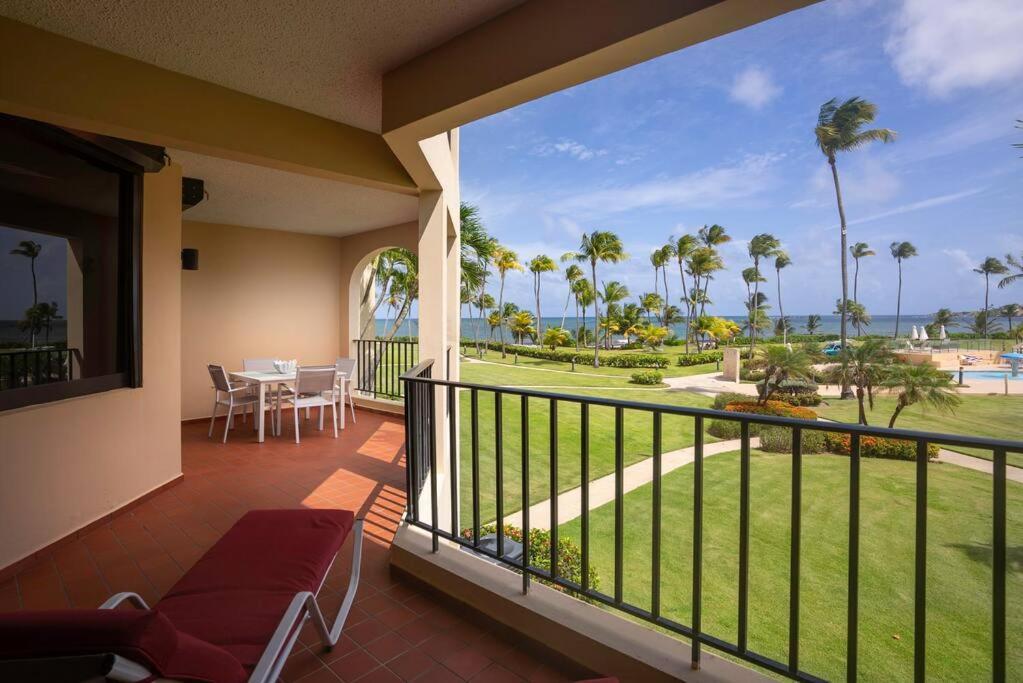 Beach Access + 3 Pools + Ocean Views - 2Br In Palmas - Sleeps 7 Apartment Humacao Bagian luar foto