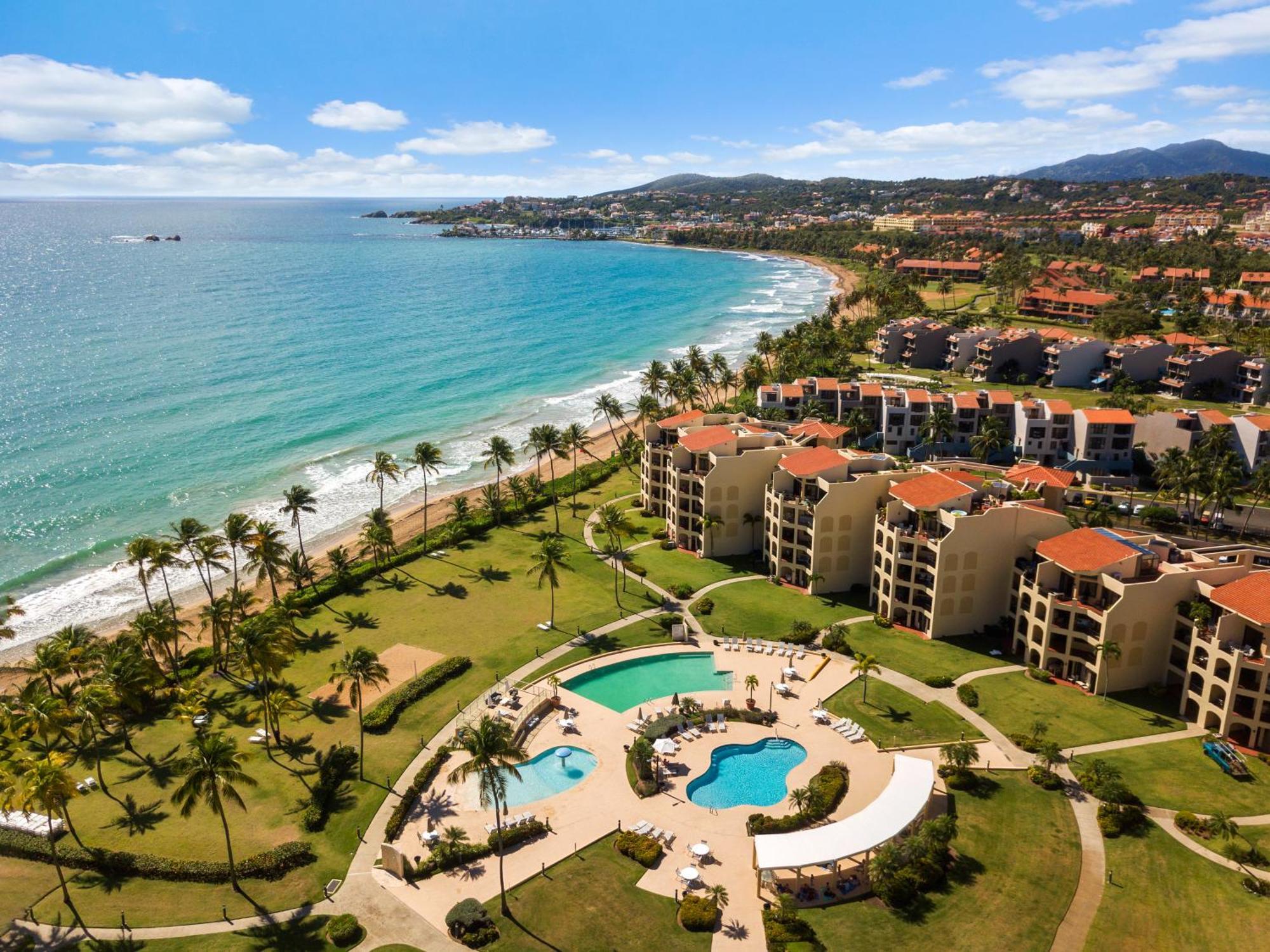 Beach Access + 3 Pools + Ocean Views - 2Br In Palmas - Sleeps 7 Apartment Humacao Bagian luar foto